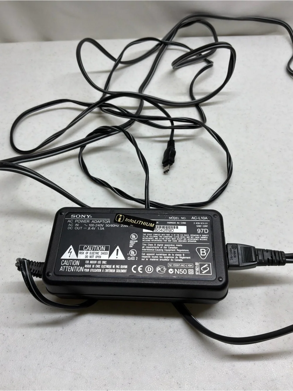 100% Original Sony AC Power Adapter Model No. AC- L 10A AC-L10A